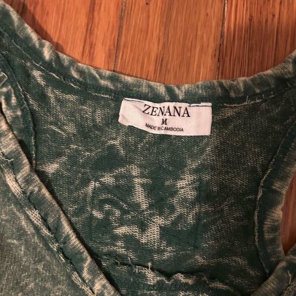 Zenana Outfitters Green Cut Out Tank Top - Picture 3 of 4